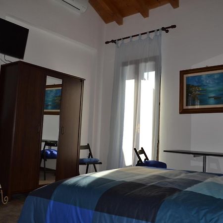 B&B Casa Mia 데센자노델가르다 외부 사진